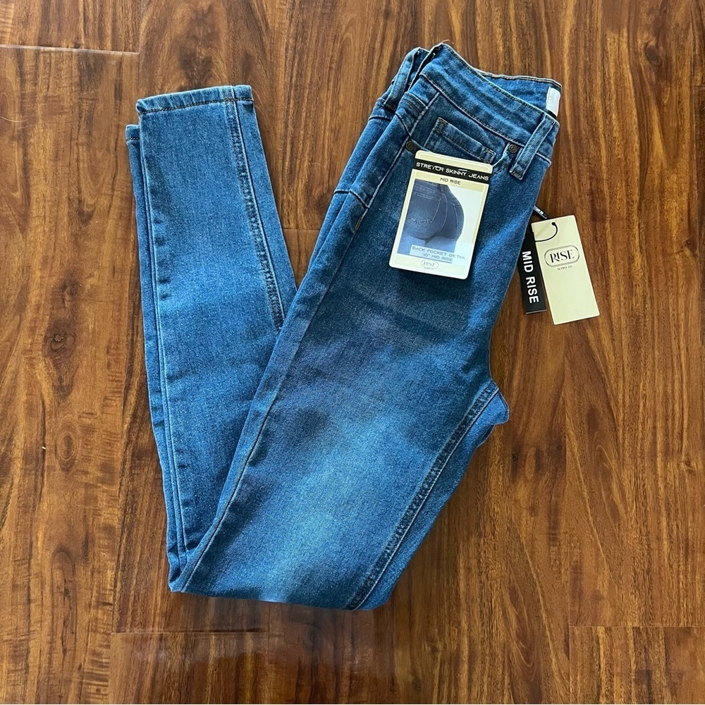NWT Rise Supply Co Medium Blue Mid Rise Stretch Skinny Denim Jeans size 3